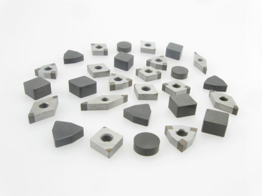 Stabilitas Termal CBN Turning Insert Tool Ketahanan aus Kekerasan Tinggi